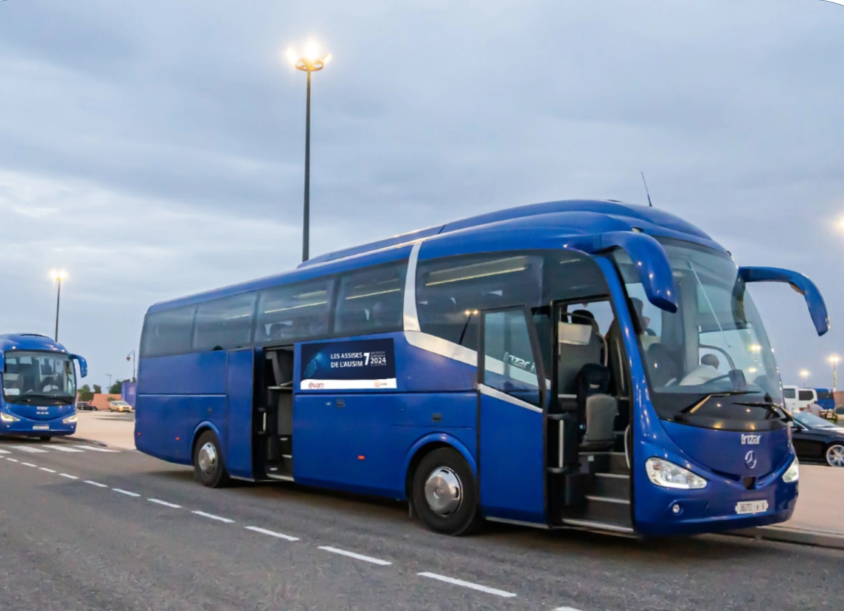 Tourist Transport - smart view travel